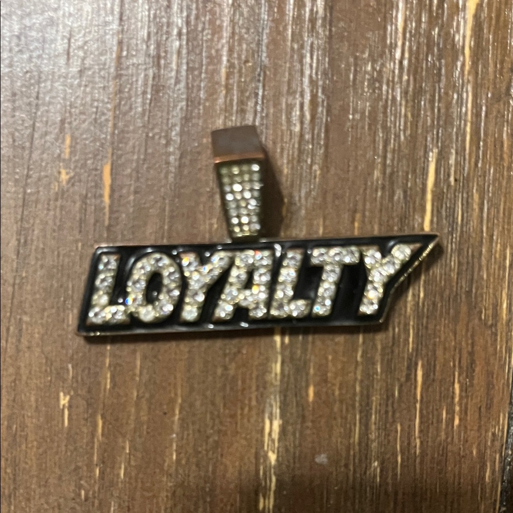 Loyalty Pendant with Crystals
